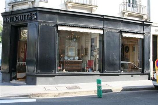 Image Gabillet Antiques - Antiques dealer in Tours and Paris. Expert in furniture, paintings.
